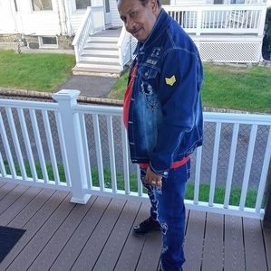 Meet your Posher, Algernon